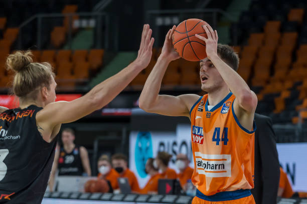 持续发展为 持续发展为