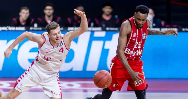 更是为了迎 更是为了迎